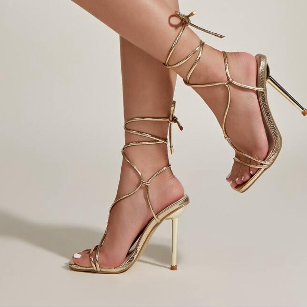 Metallic Tie Leg Design Stiletto Heeled Strappy Sandals
